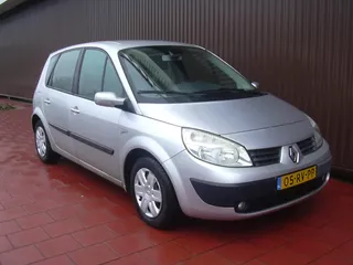 Renault Sc&eacute;nic 1.6-16V Authentique Basis